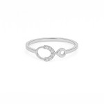 Elegant Loop Diamond Ring