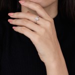 Oval Glow Diamond Ring