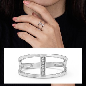 Modern Grid Diamond Ring