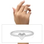 Heart Glow Diamond Ring