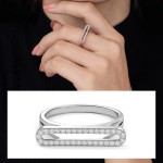 Elegant Loop Diamond Ring